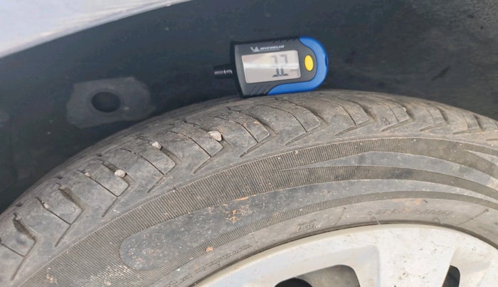 2011 Hyundai i10 MAGNA 1.1, Petrol, Manual, 95,256 km, tyre