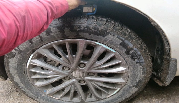 2021 Maruti Ertiga VXI CNG, CNG, Manual, 1,35,259 km, tyre