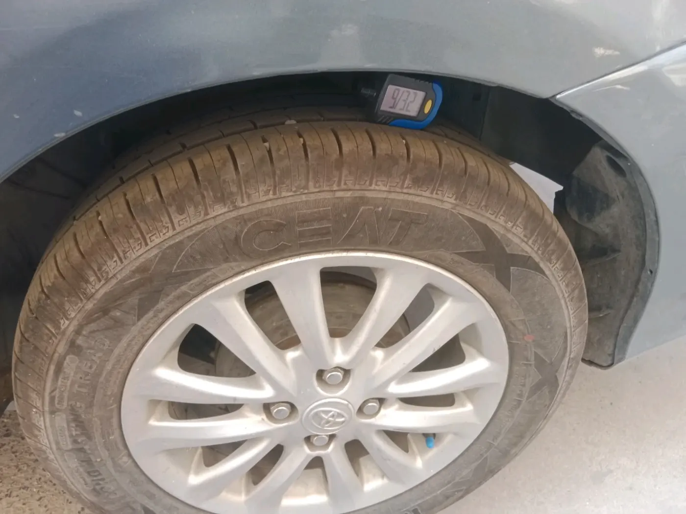 2017 Toyota Etios VXD PLATINUM, Diesel, Manual, 1,10,076 km, tyre