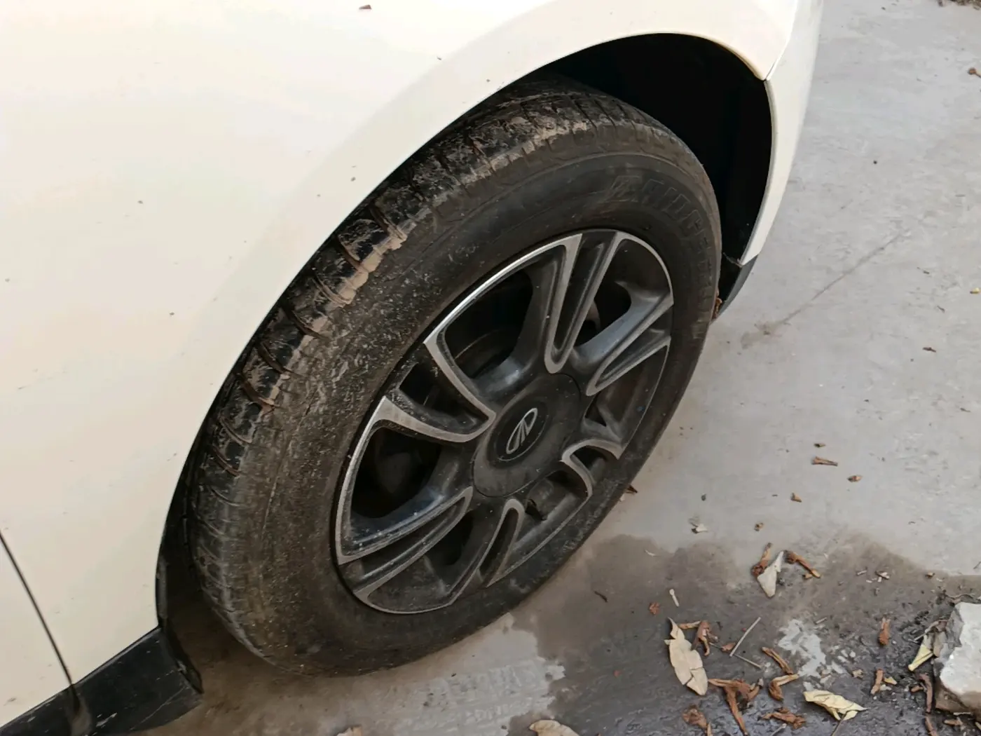 2020 Mahindra MARAZZO M8 8 STR, Diesel, Manual, 93,984 km, tyre