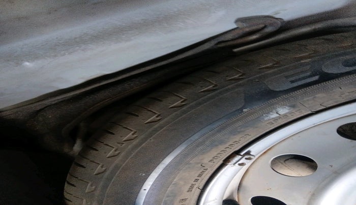 2017 Maruti IGNIS SIGMA 1.2, Petrol, Manual, 75,944 km, tyre