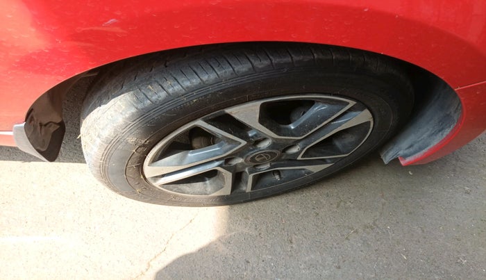 2024 Tata Tiago XZA PLUS PETROL, Petrol, Automatic, 10,361 km, tyre