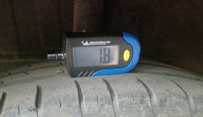 2020 Hyundai GRAND I10 NIOS SPORTZ AMT 1.2 KAPPA VTVT, Petrol, Automatic, 31,746 km, tyre