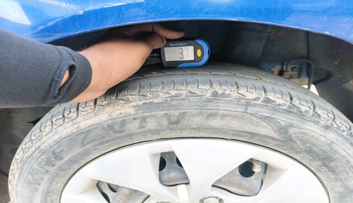 2014 Hyundai Xcent SX 1.2, CNG, Manual, 87,898 km, tyre