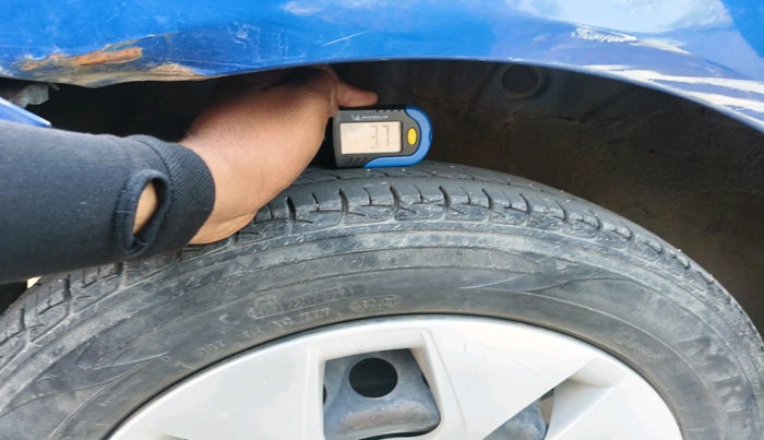 2014 Hyundai Xcent SX 1.2, CNG, Manual, 87,898 km, tyre