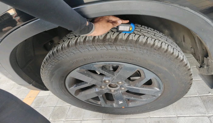 2022 Tata Harrier XTA PLUS 2.0L KRYOTEC DARK EDITION, Diesel, Automatic, 40,772 km, tyre