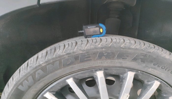 2023 Renault Kiger RXE MT, Petrol, Manual, 17,867 km, tyre