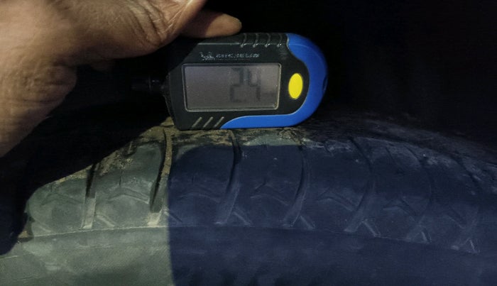 2019 Renault TRIBER RXT, Petrol, Manual, 87,540 km, tyre