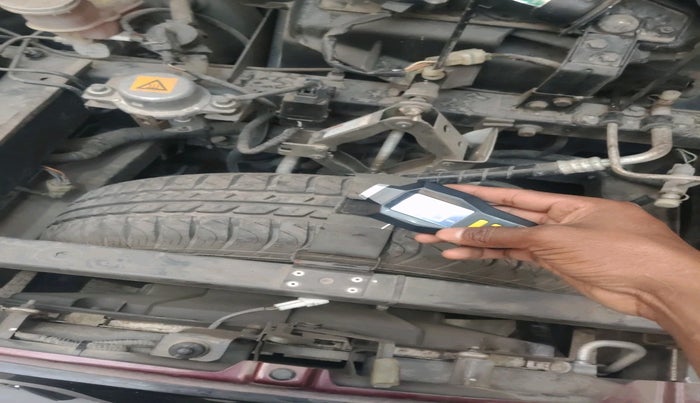 2017 Mahindra E20 Plus P6, Electric, Automatic, 20,550 km, tyre