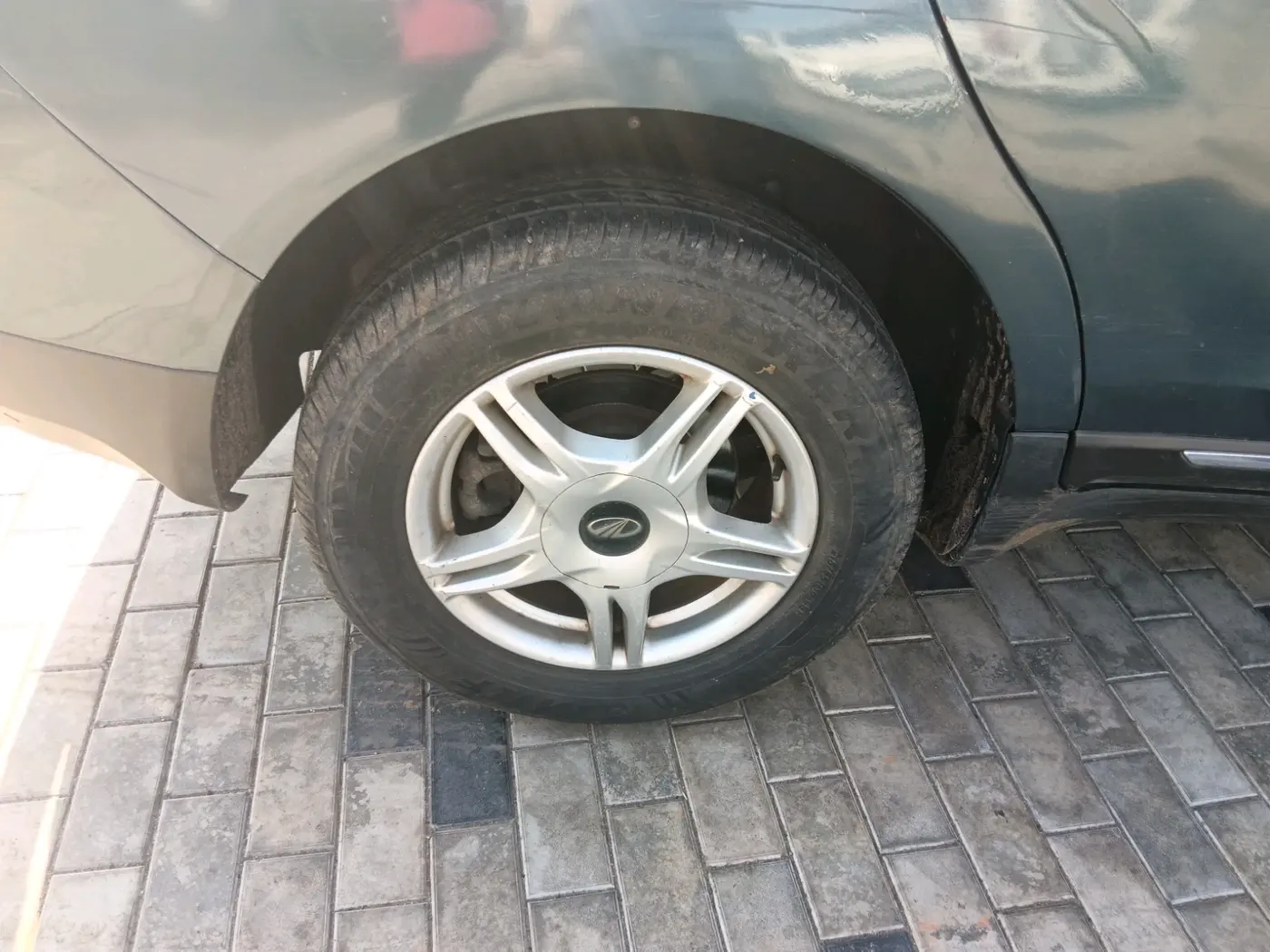 2019 Mahindra MARAZZO M6 8 STR, Diesel, Manual, 1,04,590 km, tyre