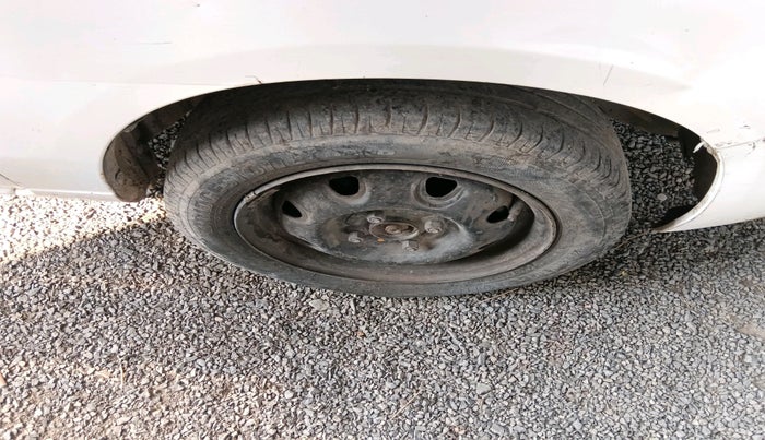 2014 Maruti Alto K10 VXI, Petrol, Manual, 1,22,938 km, tyre