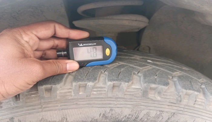 2014 Renault Duster 85 PS RXL DIESEL, Diesel, Manual, 98,587 km, tyre