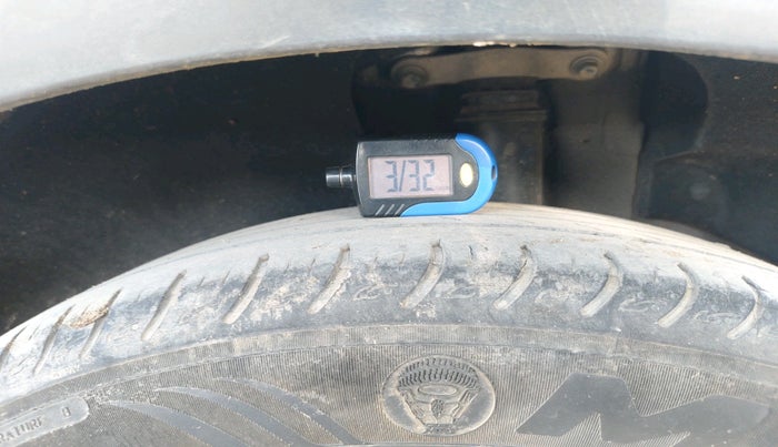 2022 KIA CARENS LUXURY 1.5 DIESEL 7 STR, Diesel, Manual, 53,234 km, tyre