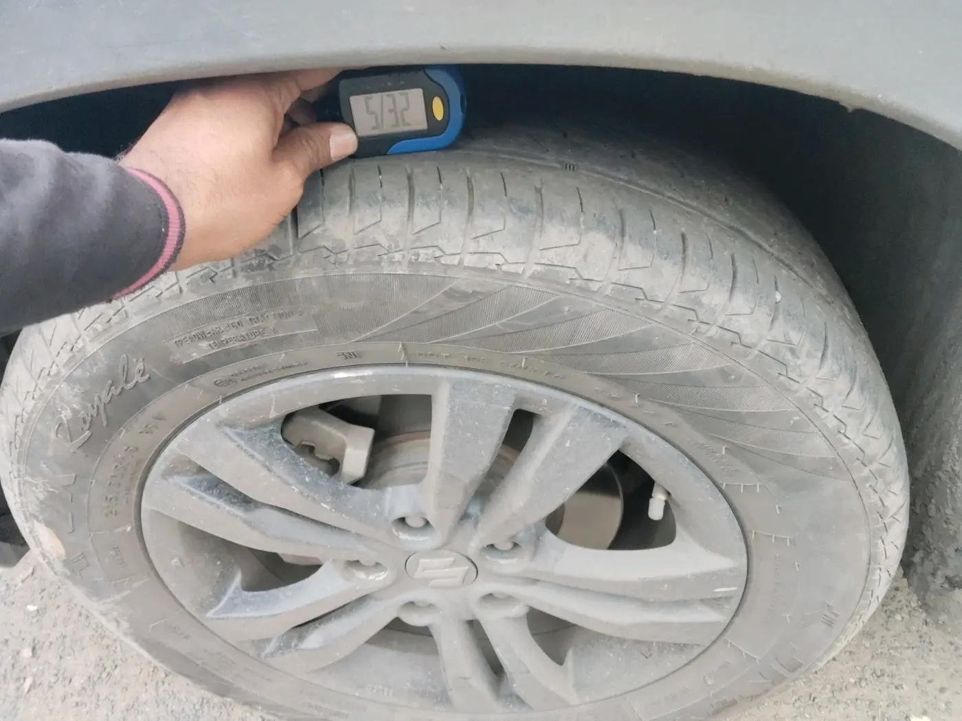 2019 Maruti Vitara Brezza ZDI, Diesel, Manual, 1,24,793 km, tyre