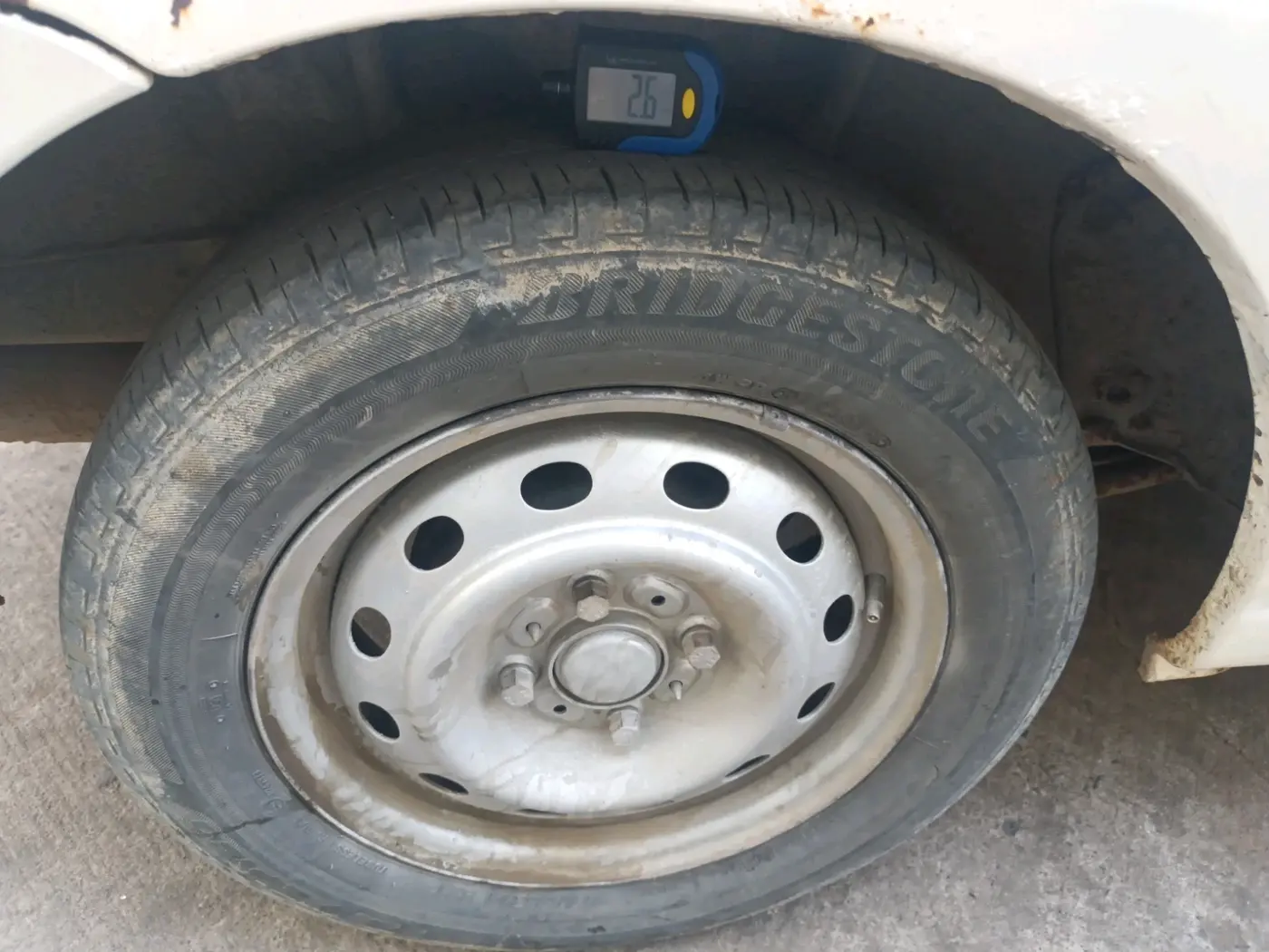 2014 Tata Indigo ECS LX TDI, Diesel, Manual, 1,33,110 km, tyre