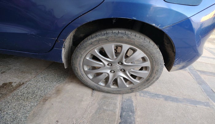 2017 Maruti Baleno ZETA CVT PETROL 1.2, Petrol, Automatic, 89,470 km, tyre