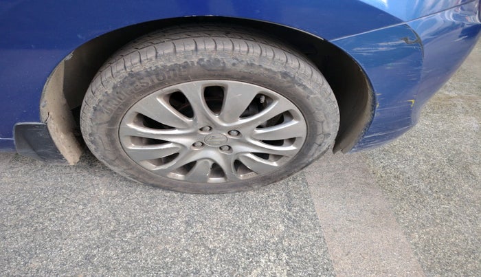 2017 Maruti Baleno ZETA CVT PETROL 1.2, Petrol, Automatic, 89,470 km, tyre