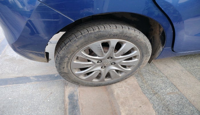 2017 Maruti Baleno ZETA CVT PETROL 1.2, Petrol, Automatic, 89,470 km, tyre