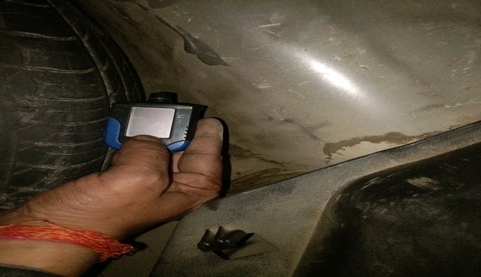 2016 Maruti Baleno DELTA PETROL 1.2, CNG, Manual, 74,533 km, tyre