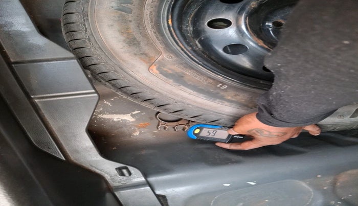 2021 Maruti Dzire VXI, Petrol, Manual, 55,593 km, tyre