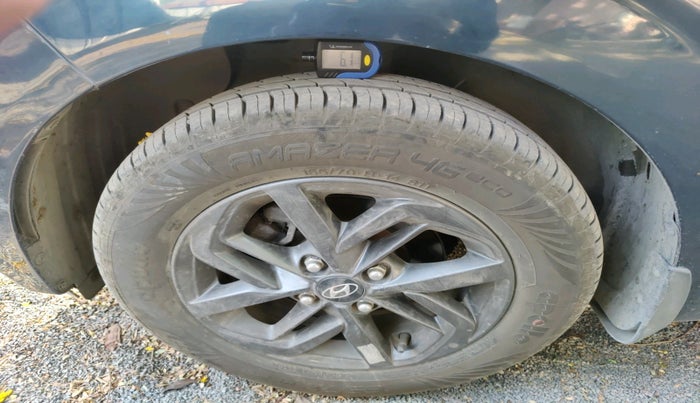 2020 Hyundai GRAND I10 NIOS SPORTZ 1.2 KAPPA VTVT CNG, CNG, Manual, 64,165 km, tyre