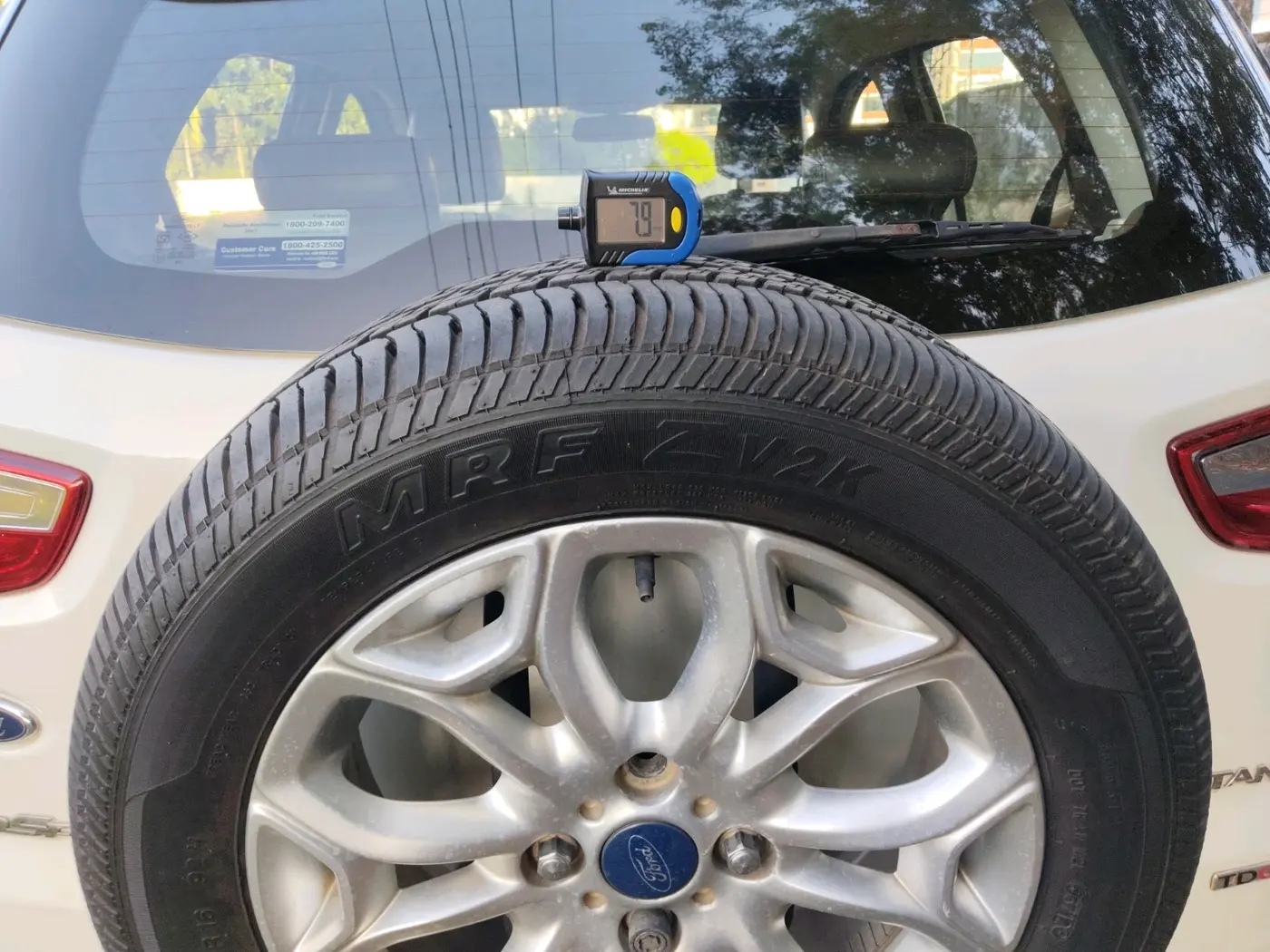 2013 Ford Ecosport TITANIUM 1.5L DIESEL, Diesel, Manual, 1,99,802 km, tyre