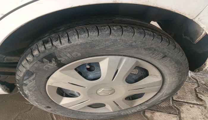 2017 Maruti Wagon R 1.0 VXI AMT, Petrol, Automatic, 1,10,545 km, tyre