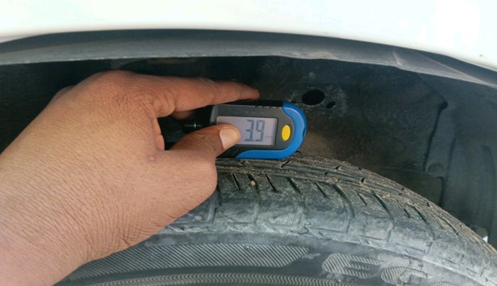 2018 Maruti Wagon R 1.0 VXI, Petrol, Manual, 68,488 km, tyre