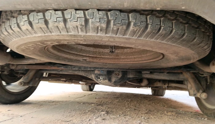 2017 Tata Hexa XTA 4X2 6 STR, Diesel, Automatic, 1,07,236 km, tyre