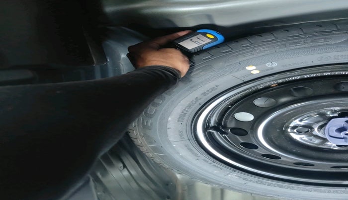 2023 Maruti Celerio VXI, Petrol, Manual, 16,706 km, tyre