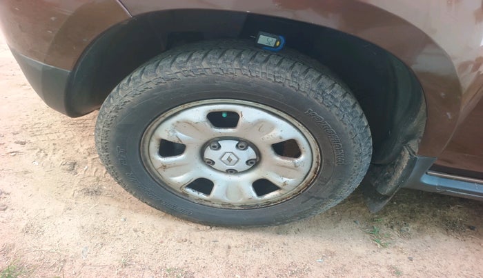 2014 Renault Duster 85 PS RXL DIESEL, Diesel, Manual, 69,015 km, tyre