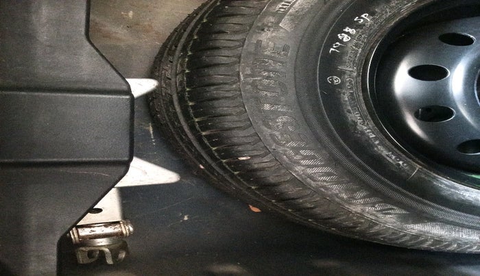 2019 Maruti Dzire ZXI PLUS AMT, Petrol, Automatic, 1,01,733 km, tyre