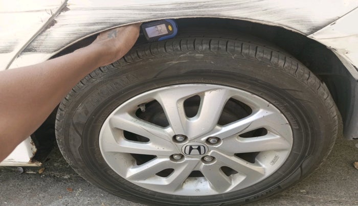 2014 Honda Mobilio 1.5L I-DTEC V, Diesel, Manual, 1,62,388 km, tyre