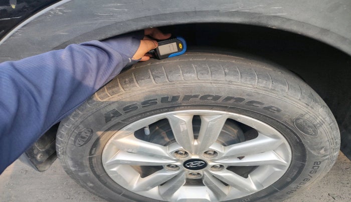 2016 Hyundai Creta SX 1.6 DIESEL, Diesel, Manual, 1,12,133 km, tyre