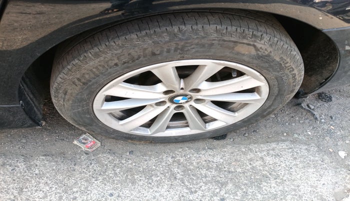 2011 BMW 5 Series 520D 2.0, Diesel, Automatic, 55,252 km, tyre