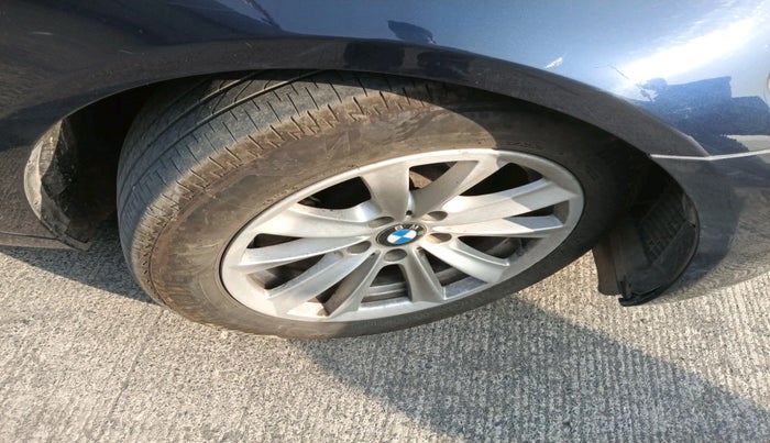 2011 BMW 5 Series 520D 2.0, Diesel, Automatic, 55,252 km, tyre