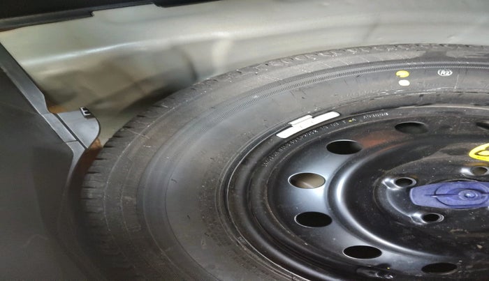 2019 Maruti Swift ZDI AMT, Diesel, Automatic, 56,370 km, tyre