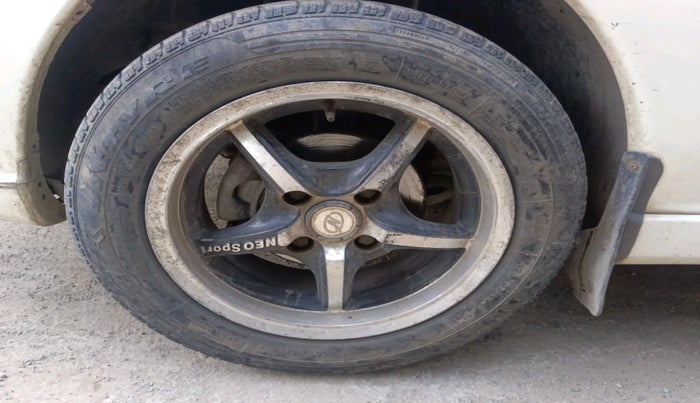 2010 Tata Indigo CS LX TDI, Diesel, Manual, 1,13,433 km, tyre