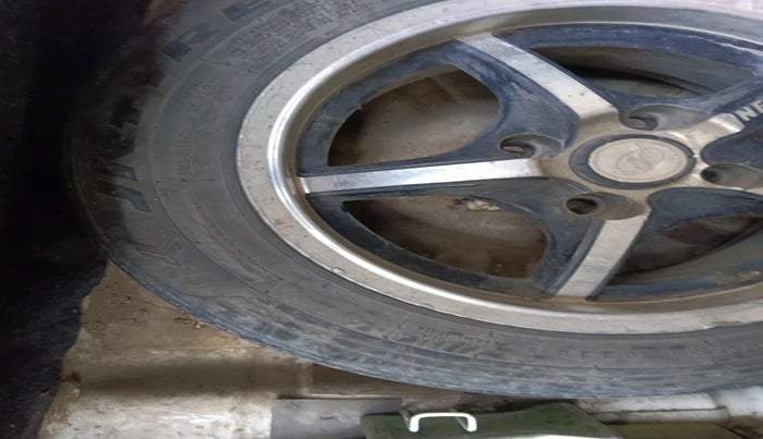 2010 Tata Indigo CS LX TDI, Diesel, Manual, 1,13,433 km, tyre