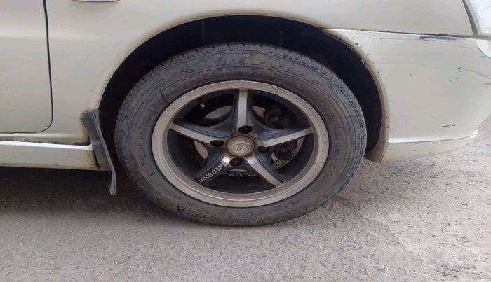 2010 Tata Indigo CS LX TDI, Diesel, Manual, 1,13,433 km, tyre