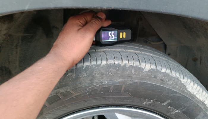 2024 Maruti BREZZA LXI S- CNG, CNG, Manual, 26,502 km, tyre