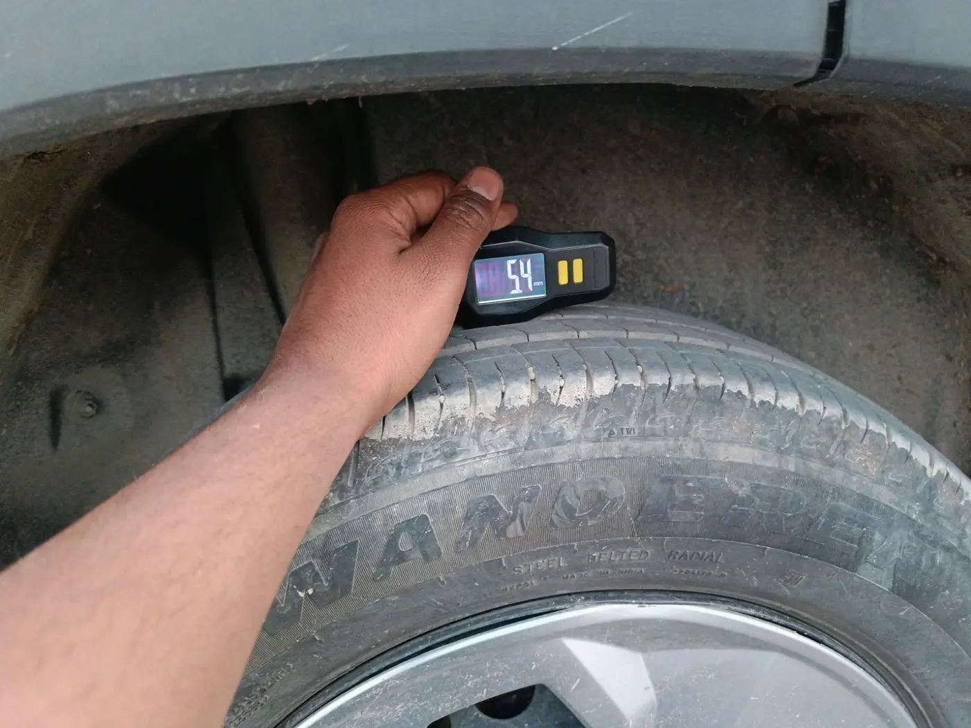 2024 Maruti BREZZA LXI S- CNG, CNG, Manual, 26,502 km, tyre