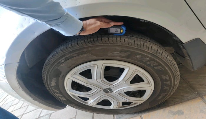 2011 Maruti Swift Dzire VXI, Petrol, Manual, 90,164 km, tyre