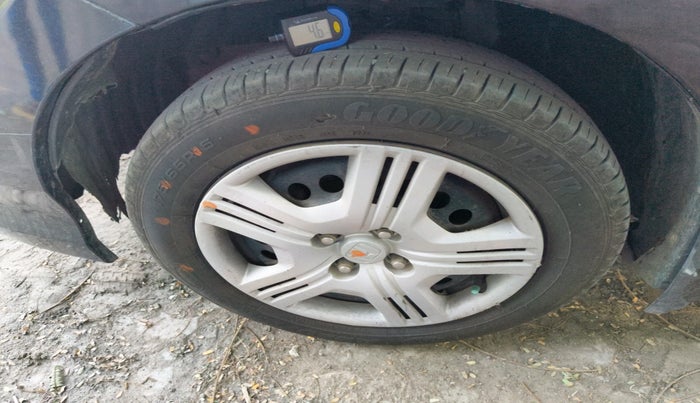 2013 Honda City 1.5L I-VTEC E MT, Petrol, Manual, 1,08,300 km, tyre