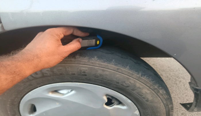 2022 Maruti Eeco 5 STR AC CNG (O), CNG, Manual, 86,442 km, tyre