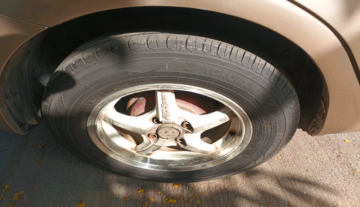 2010 Maruti Swift Dzire VXI, Petrol, Manual, 1,20,538 km, tyre