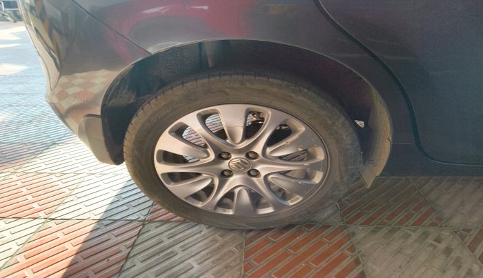 2017 Maruti Baleno ZETA CVT PETROL 1.2, Petrol, Automatic, 1,06,941 km, tyre