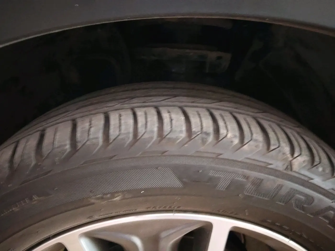 2018 Hyundai Tucson GLS 2WD AT PETROL, Petrol, Automatic, 63,735 km, tyre