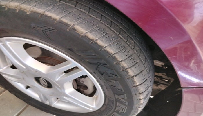 2018 Mahindra MARAZZO M6 8 STR, Diesel, Manual, 83,905 km, tyre