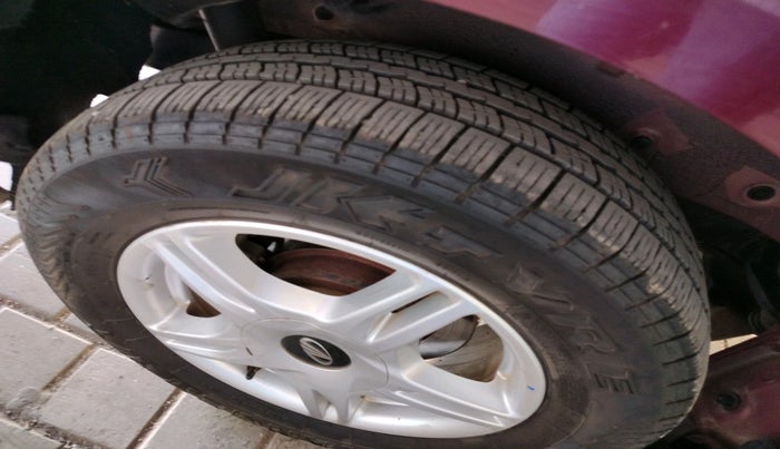 2018 Mahindra MARAZZO M6 8 STR, Diesel, Manual, 83,905 km, tyre